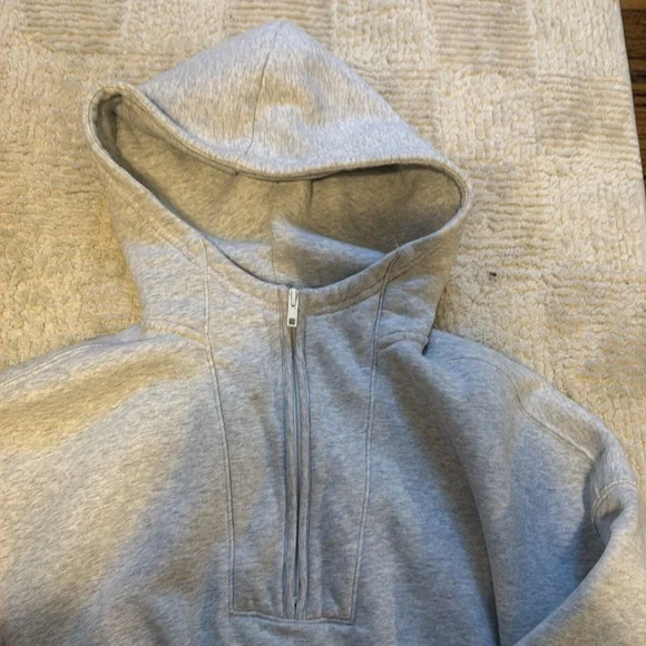 ABERCROMBIE & FITCH QUARTER ZIP CROPPED HOODIE - Picture 2 of 4